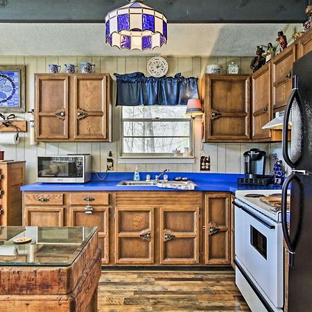 Quiet Cabin With Mountain Views About 3 Mi To Gatlinburg Exterior photo