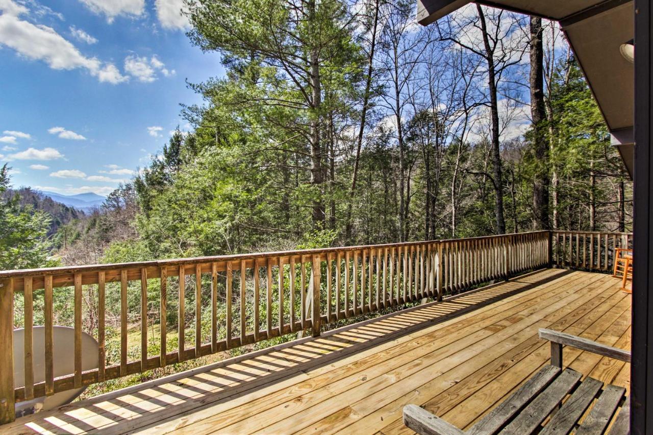 Quiet Cabin With Mountain Views About 3 Mi To Gatlinburg Exterior photo