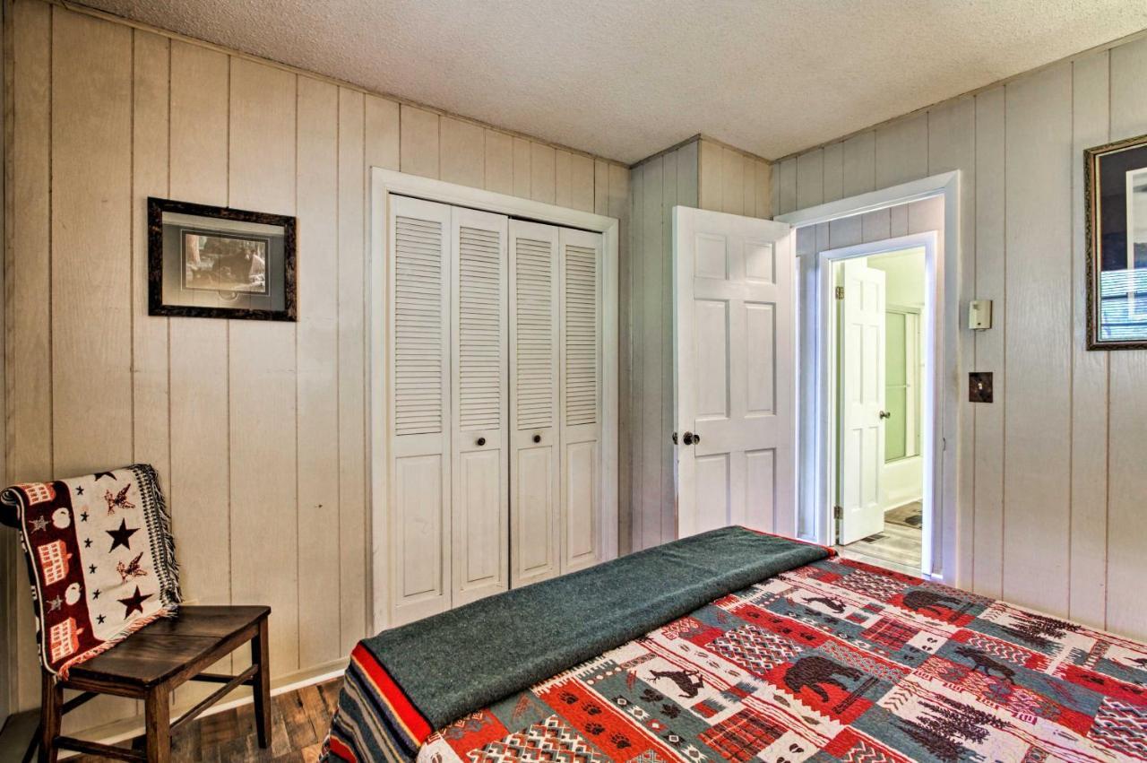 Quiet Cabin With Mountain Views About 3 Mi To Gatlinburg Exterior photo
